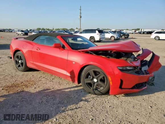 ✅ 2020 Chevrolet Camaro 1LT • VIN: 1G1FB3DX0L0107088 • Lot: 80030535. Listed on Copart with 55,447 mi. Free auction sales archive from the USA and detailed vehicle history report at DreamBid. Image 4.