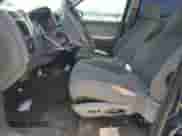 2005 Dodge Dakota SLT z VIN 1D7HE48N95S134566, wystawiony jako Copart lot #63820455 z przebiegiem Nie podano mil oraz Czysty tytuł • Clean title. Historia ofert i sprzedaży dostępna na DreamBid. Obrazek 7.