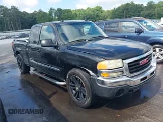 ✅ 2004 GMC Sierra 1500 SLE • VIN: 2GTEC19T741374423 • Лот: 42656210. Опубликован ранее на IAAI с пробегом Не указан. Бесплатный доступ к архиву аукционных продаж из США и подробный отчёт об истории автомобиля на DreamBid. Изображение 1.