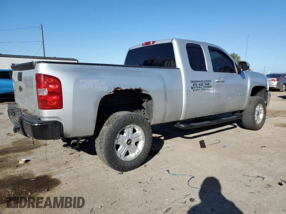✅ 2012 Chevrolet Silverado 1500 LT • VIN: 1GCRKSE71CZ345444 • Lot: 73566394. Listed on Copart with 236,136 mi. Free auction sales archive from the USA and detailed vehicle history report at DreamBid. Image 3.