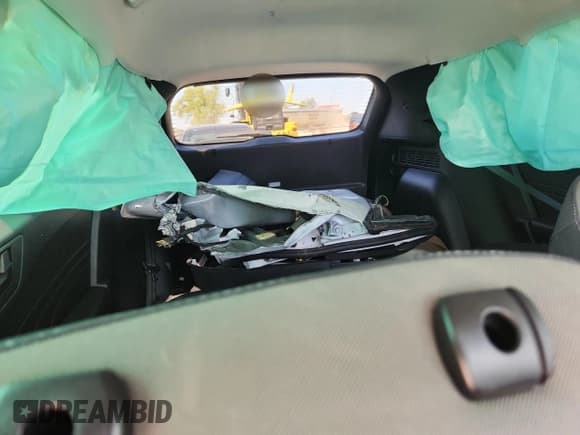 ✅ 2022 Ford Escape SE • VIN: 1FMCU9G67NUA29930 • Lot: 72068055. Listed on Copart with Not provided. Free auction sales archive from the USA and detailed vehicle history report at DreamBid. Image 10.