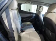 ✅ 2017 Hyundai Santa Fe 2.4L • VIN: 5XYZUDLB9HG387220 • Лот: 90891255. Опубликован ранее на Copart с пробегом 83 411 миль. Бесплатный доступ к архиву аукционных продаж из США и подробный отчёт об истории автомобиля на DreamBid. Изображение 11.