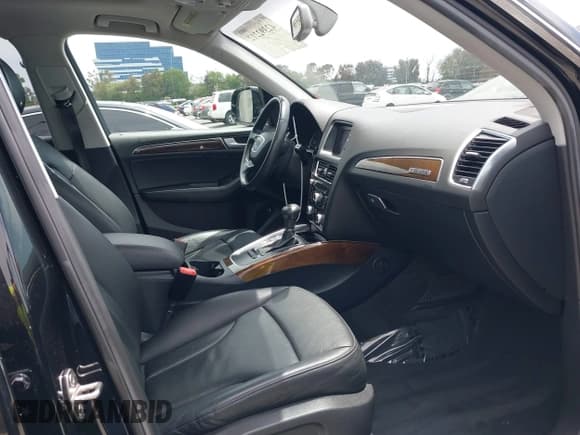 ✅ 2013 Audi Q5 Premium Plus • VIN: WA1LFAFP2DA090154 • Лот: 43148016. Опубликован ранее на IAAI с пробегом 121 055 миль. Бесплатный доступ к архиву аукционных продаж из США и подробный отчёт об истории автомобиля на DreamBid. Изображение 5.