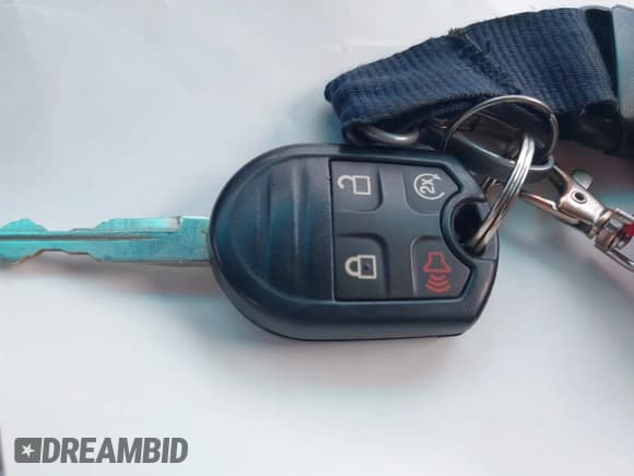 ✅ 2015 Ford Explorer XLT • VIN: 1FM5K8D8XFGC01057 • Lot: 42091394. Wystawiony na IAAI z przebiegiem 131 213 mil. Bezpłatny archiwum sprzedaży aukcyjnych z USA i szczegółowy raport historii pojazdu na DreamBid. Zdjęcie 11.