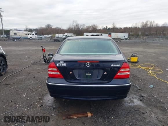 ✅ 2007 Mercedes-Benz C 280 Luxury • VIN: WDBRF92H67F903191 • Lot: 41112114. Wystawiony na IAAI z przebiegiem 125 519 mil. Bezpłatny archiwum sprzedaży aukcyjnych z USA i szczegółowy raport historii pojazdu na DreamBid. Zdjęcie 16.