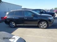 ✅ 2018 Nissan Pathfinder S • VIN: 5N1DR2MN6JC633381 • Лот: 41999410. Опубликован ранее на IAAI с пробегом 106 561 миль. Бесплатный доступ к архиву аукционных продаж из США и подробный отчёт об истории автомобиля на DreamBid. Изображение 13.