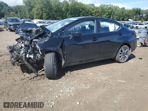 ✅ 2024 Nissan Versa SV • VIN: 3N1CN8EV5RL902972 • Лот: 83855295. Опубликован ранее на Copart с пробегом Не указан. Бесплатный доступ к архиву аукционных продаж из США и подробный отчёт об истории автомобиля на DreamBid. Изображение 1.