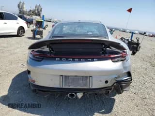 ✅ 2022 Porsche 911 GT3 • VIN: WP0AC2A94NS270011 • Lot: 67687855. Wystawiony na Copart z przebiegiem 41 961 mil. Bezpłatny archiwum sprzedaży aukcyjnych z USA i szczegółowy raport historii pojazdu na DreamBid. Zdjęcie 6.