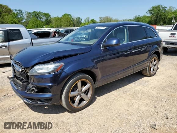 ✅ 2014 Audi Q7 S line Prestige • VIN: WA1DGAFE7ED001727 • Lot: 52205025. Listed on Copart with 82,336 mi. Free auction sales archive from the USA and detailed vehicle history report at DreamBid. Image 1.