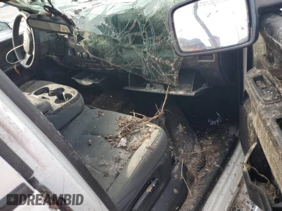 2013 Ram 1500 Express z VIN 1C6RR6KT1DS722537, wystawiony jako Copart lot #81500105 z przebiegiem Nie podano mil oraz Szkoda całkowita • Salvage title. Historia ofert i sprzedaży dostępna na DreamBid. Obrazek 8.