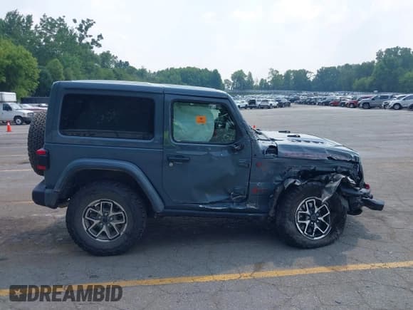 ✅ 2024 Jeep Wrangler Rubicon • VIN: 1C4PJXCG2RW193405 • Lot: 42927437. Listed on IAAI with Not provided. Free auction sales archive from the USA and detailed vehicle history report at DreamBid. Image 14.