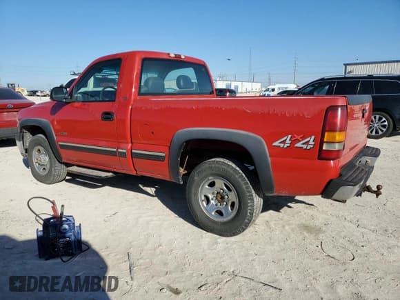✅ 2000 Chevrolet Silverado 1500 • VIN: 1GCEK14W7YZ127727 • Lot: 46421675. Listed on Copart with 352,666 mi. Free auction sales archive from the USA and detailed vehicle history report at DreamBid. Image 2.