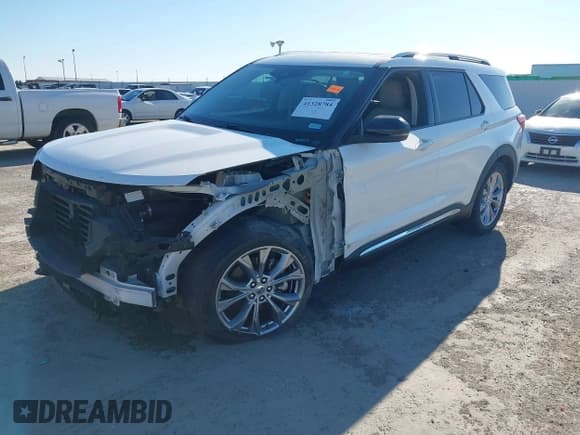✅ 2022 Ford Explorer Limited • VIN: 1FMSK7FH0NGA33115 • Lot: 41328784. Wystawiony na IAAI z przebiegiem 48 292 mil. Bezpłatny archiwum sprzedaży aukcyjnych z USA i szczegółowy raport historii pojazdu na DreamBid. Zdjęcie 19.