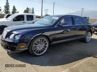 ✅ 2009 Bentley Flying Spur • VIN: SCBBP93W49C061522 • Lot: 50379915. Wystawiony na Copart z przebiegiem 39 181 mil. Bezpłatny archiwum sprzedaży aukcyjnych z USA i szczegółowy raport historii pojazdu na DreamBid. Zdjęcie 1.