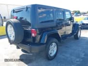 ✅ 2018 Jeep Wrangler Unlimited Sahara • VIN: 1C4BJWEG8JL913796 • Lot: 43761643. Wystawiony na IAAI z przebiegiem 92 232 mil. Bezpłatny archiwum sprzedaży aukcyjnych z USA i szczegółowy raport historii pojazdu na DreamBid. Zdjęcie 4.
