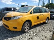 ✅ 2016 Toyota Sienna L • VIN: 5TDZK3DC2GS705008 • Lot: 85184275. Wystawiony na Copart z przebiegiem Nie podano. Bezpłatny archiwum sprzedaży aukcyjnych z USA i szczegółowy raport historii pojazdu na DreamBid. Zdjęcie 1.