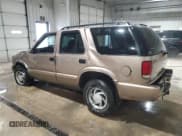 ✅ 2004 Chevrolet Blazer LS • VIN: 1GNDT13X74K139714 • Lot: 45634765. Wystawiony na Copart z przebiegiem Nie podano. Bezpłatny archiwum sprzedaży aukcyjnych z USA i szczegółowy raport historii pojazdu na DreamBid. Zdjęcie 2.
