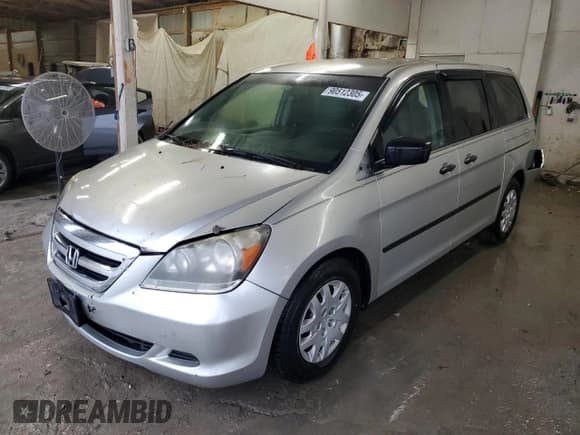 ✅ 2005 Honda Odyssey LX • VIN: 5FNRL38245B086878 • Лот: 90512305. Опубликован ранее на Copart с пробегом 202 902 миль. Бесплатный доступ к архиву аукционных продаж из США и подробный отчёт об истории автомобиля на DreamBid. Изображение 1.