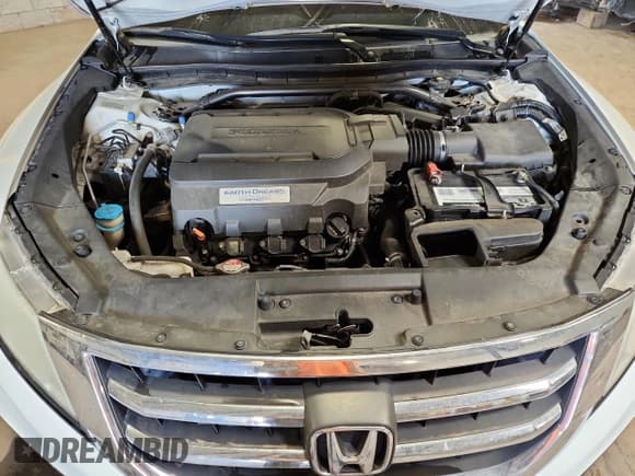 ✅ 2015 Honda Crosstour EX-L • VIN: 5J6TF2H59FL000278 • Lot: 70732125. Wystawiony na Copart z przebiegiem 147 594 mil. Bezpłatny archiwum sprzedaży aukcyjnych z USA i szczegółowy raport historii pojazdu na DreamBid. Zdjęcie 11.