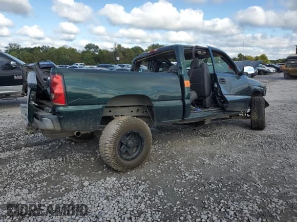 ✅ 2005 Chevrolet Silverado 1500 Z71 • VIN: 2GCEK19B651288547 • Лот: 73109664. Опубликован ранее на Copart с пробегом Не указан. Бесплатный доступ к архиву аукционных продаж из США и подробный отчёт об истории автомобиля на DreamBid. Изображение 3.