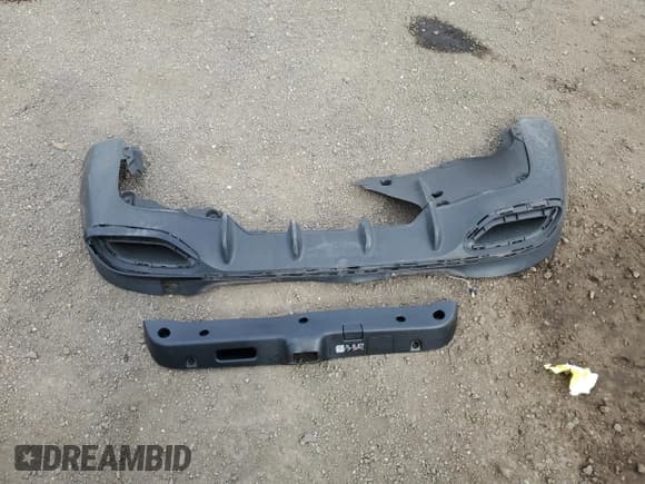 ✅ 2024 Mercedes-Benz CLA 250 • VIN: W1K5J4HB6RN453478 • Lot: 80106195. Wystawiony na Copart z przebiegiem 17 168 mil. Bezpłatny archiwum sprzedaży aukcyjnych z USA i szczegółowy raport historii pojazdu na DreamBid. Zdjęcie 12.