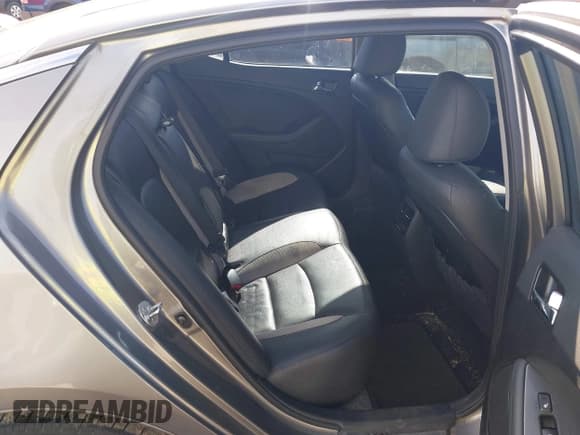 ✅ 2012 Kia Optima SX • VIN: 5XXGR4A61CG066185 • Lot: 42973370. Wystawiony na IAAI z przebiegiem 168 170 mil. Bezpłatny archiwum sprzedaży aukcyjnych z USA i szczegółowy raport historii pojazdu na DreamBid. Zdjęcie 8.