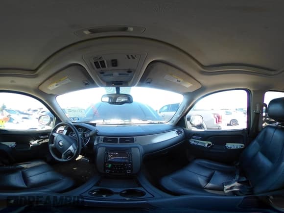 ✅ 2014 Chevrolet Suburban LT • VIN: 1GNSKJE74ER154882 • Lot: 43539759. Wystawiony na IAAI z przebiegiem 205 972 mil. Bezpłatny archiwum sprzedaży aukcyjnych z USA i szczegółowy raport historii pojazdu na DreamBid. Zdjęcie 18.