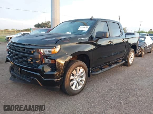 ✅ 2024 Chevrolet Silverado 1500 Custom • VIN: 3GCPDBEK6RG145254 • Lot: 43214752. Listed on IAAI with 33,304 mi. Free auction sales archive from the USA and detailed vehicle history report at DreamBid. Image 2.