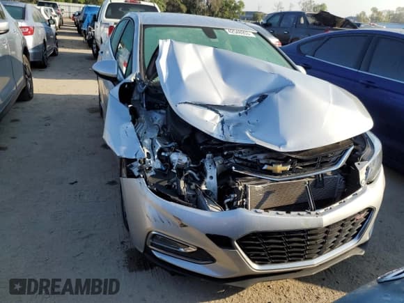 ✅ 2018 Chevrolet Cruze LT • VIN: 1G1BE5SMXJ7236423 • Лот: 42548953. Опубликован ранее на Copart с пробегом 169 528 миль. Бесплатный доступ к архиву аукционных продаж из США и подробный отчёт об истории автомобиля на DreamBid. Изображение 5.