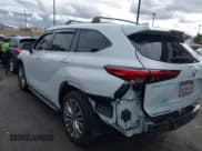 ✅ 2022 Toyota Highlander Platinum • VIN: 5TDFZRBH7NS202720 • Лот: 43703105. Опубликован ранее на IAAI с пробегом 61 791 миль. Бесплатный доступ к архиву аукционных продаж из США и подробный отчёт об истории автомобиля на DreamBid. Изображение 15.