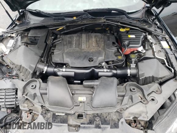 ✅ 2015 Jaguar XF Portfolio • VIN: SAJWJ0FF5F8U54243 • Лот: 68760435. Опубликован ранее на Copart с пробегом 77 552 миль. Бесплатный доступ к архиву аукционных продаж из США и подробный отчёт об истории автомобиля на DreamBid. Изображение 11.