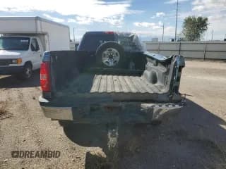 ✅ 2008 Chevrolet Silverado 3500HD SRW LTZ • VIN: 1GCHK33608F198893 • Лот: 86702155. Опубликован ранее на Copart с пробегом 217 384 миль. Бесплатный доступ к архиву аукционных продаж из США и подробный отчёт об истории автомобиля на DreamBid. Изображение 6.