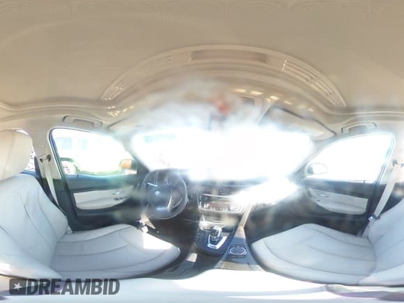 ✅ 2015 BMW 3 Series 328i xDrive • VIN: WBA3B3C50FF548891 • Лот: 84816605. Опубликован ранее на Copart с пробегом 41 631 миль. Бесплатный доступ к архиву аукционных продаж из США и подробный отчёт об истории автомобиля на DreamBid. Изображение 14.