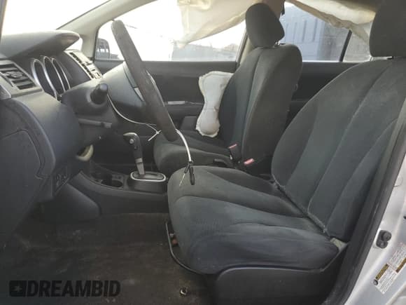 ✅ 2010 Nissan Versa S • VIN: 3N1BC1AP9AL451033 • Lot: 89909485. Listed on Copart with 150,035 mi. Free auction sales archive from the USA and detailed vehicle history report at DreamBid. Image 7.