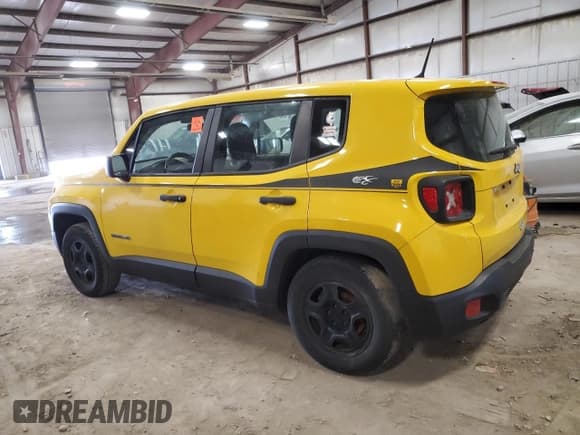 ✅ 2015 Jeep Renegade Sport • VIN: ZACCJAAH1FPB93637 • Lot: 51826365. Wystawiony na Copart z przebiegiem 139 223 mil. Bezpłatny archiwum sprzedaży aukcyjnych z USA i szczegółowy raport historii pojazdu na DreamBid. Zdjęcie 2.