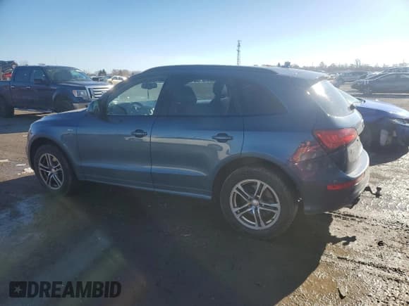 ✅ 2015 Audi Q5 • VIN: WA1LGCFPXFA027315 • Lot: 93287205. Listed on Copart with 272,299 mi. Free auction sales archive from the USA and detailed vehicle history report at DreamBid. Image 2.