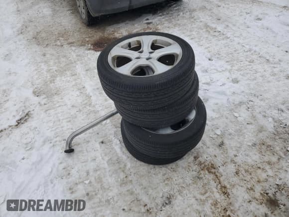 ✅ 2009 Hyundai Accent L • VIN: KMHCN35CX9U125639 • Лот: 42422965. Опубликован ранее на Copart с пробегом 325 113 миль. Бесплатный доступ к архиву аукционных продаж из США и подробный отчёт об истории автомобиля на DreamBid. Изображение 12.