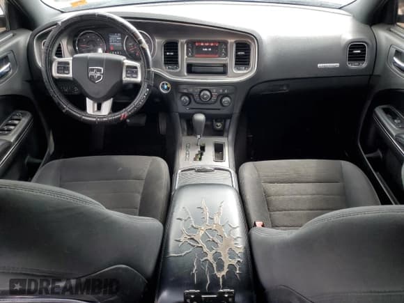 ✅ 2011 Dodge Charger Rallye • VIN: 2B3CL3CG8BH525077 • Лот: 68713365. Опубликован ранее на Copart с пробегом 170 915 миль. Бесплатный доступ к архиву аукционных продаж из США и подробный отчёт об истории автомобиля на DreamBid. Изображение 8.