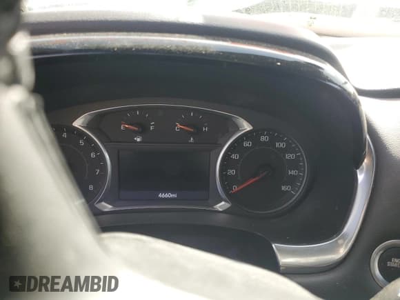 ✅ 2022 Chevrolet Traverse RS • VIN: 1GNERJKW2NJ108065 • Lot: 49449655. Wystawiony na Copart z przebiegiem 4 660 mil. Bezpłatny archiwum sprzedaży aukcyjnych z USA i szczegółowy raport historii pojazdu na DreamBid. Zdjęcie 9.