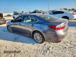✅ 2013 Lexus ES 250 • VIN: JTHBK1GG0D2076399 • Лот: 91734545. Опубликован ранее на Copart с пробегом 58 771 миль. Бесплатный доступ к архиву аукционных продаж из США и подробный отчёт об истории автомобиля на DreamBid. Изображение 2.