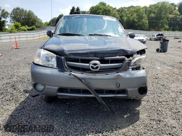 ✅ 2002 Mazda Tribute LX • VIN: 4F2CU09182KM28600 • Lot: 62314004. Wystawiony na Copart z przebiegiem 108 048 mil. Bezpłatny archiwum sprzedaży aukcyjnych z USA i szczegółowy raport historii pojazdu na DreamBid. Zdjęcie 5.