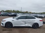 ✅ 2019 Kia Optima SX • VIN: 5XXGW4L22KG323758 • Lot: 43458308. Wystawiony na IAAI z przebiegiem 132 841 mil. Bezpłatny archiwum sprzedaży aukcyjnych z USA i szczegółowy raport historii pojazdu na DreamBid. Zdjęcie 14.