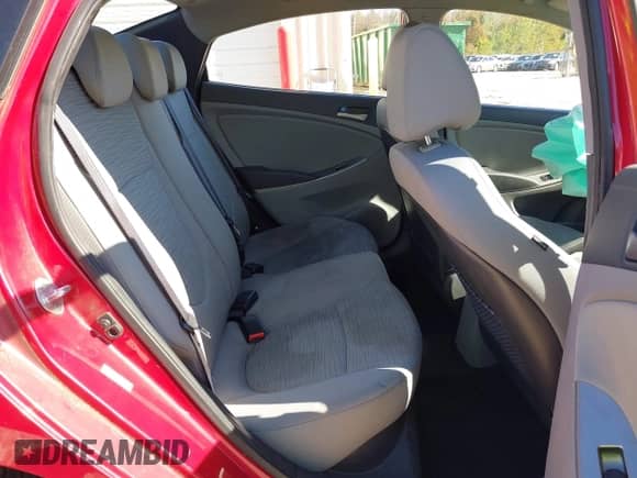 2015 Hyundai Accent GLS с VIN KMHCT4AEXFU855811, выставлен на аукционе IAAI как лот 43613576 с пробегом 130 692 миль миль и . История ставок и продаж доступна на DreamBid. Изображение 8.