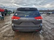 ✅ 2013 Toyota Sienna XLE • VIN: 5TDDK3DC7DS055579 • Лот: 94544765. Опубликован ранее на Copart с пробегом 194 015 миль. Бесплатный доступ к архиву аукционных продаж из США и подробный отчёт об истории автомобиля на DreamBid. Изображение 6.