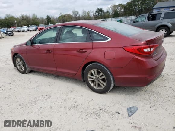 ✅ 2016 Hyundai Sonata SE • VIN: 5NPE24AF7GH305471 • Lot: 43132663. Listed on Copart with 217,869 mi. Free auction sales archive from the USA and detailed vehicle history report at DreamBid. Image 2.