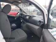 ✅ 2021 Nissan NV200 SV • VIN: 3N6CM0KN7MK708073 • Lot: 43767031. Wystawiony na IAAI z przebiegiem 46 229 mil. Bezpłatny archiwum sprzedaży aukcyjnych z USA i szczegółowy raport historii pojazdu na DreamBid. Zdjęcie 5.