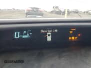 ✅ 2014 Toyota Prius One • VIN: JTDKDTB38E1060115 • Lot: 82776635. Wystawiony na Copart z przebiegiem 259 018 mil. Bezpłatny archiwum sprzedaży aukcyjnych z USA i szczegółowy raport historii pojazdu na DreamBid. Zdjęcie 9.