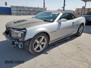 2012 Chevrolet Camaro 2LT z VIN 2G1FC3D35C9160434, wystawiony jako Copart lot #60566355 z przebiegiem 131 731 mil mil oraz Szkoda całkowita • Salvage title. Historia ofert i sprzedaży dostępna na DreamBid. Obrazek 1.