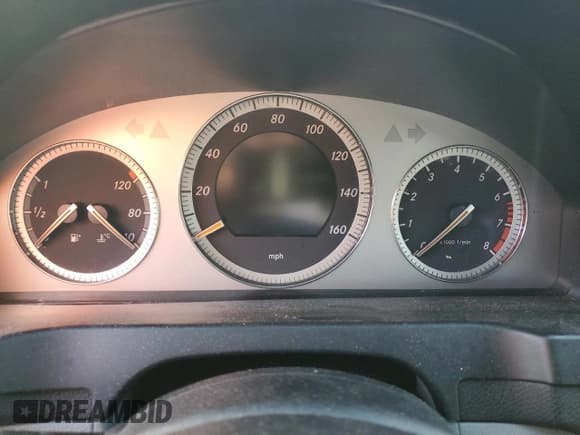 ✅ 2008 Mercedes-Benz C 300 Sport • VIN: WDDGF54X08R035619 • Lot: 93477265. Listed on Copart with Not provided. Free auction sales archive from the USA and detailed vehicle history report at DreamBid. Image 9.