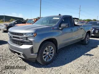 2021 Chevrolet Silverado 1500 RST z VIN 3GCUYEED9MG275757, wystawiony jako Copart lot #75471624 z przebiegiem 75 708 mil mil oraz Szkoda całkowita • Salvage title. Historia ofert i sprzedaży dostępna na DreamBid. Obrazek 1.